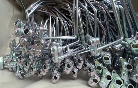 ชุบซิงค์รุ้ง Cr3+ งานคันโยกโทรลวาล์ว